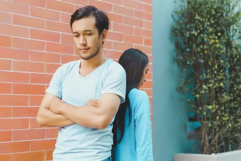 Cara Mendukung Teman Yang Mengalami Depresi Panduan Komprehensif